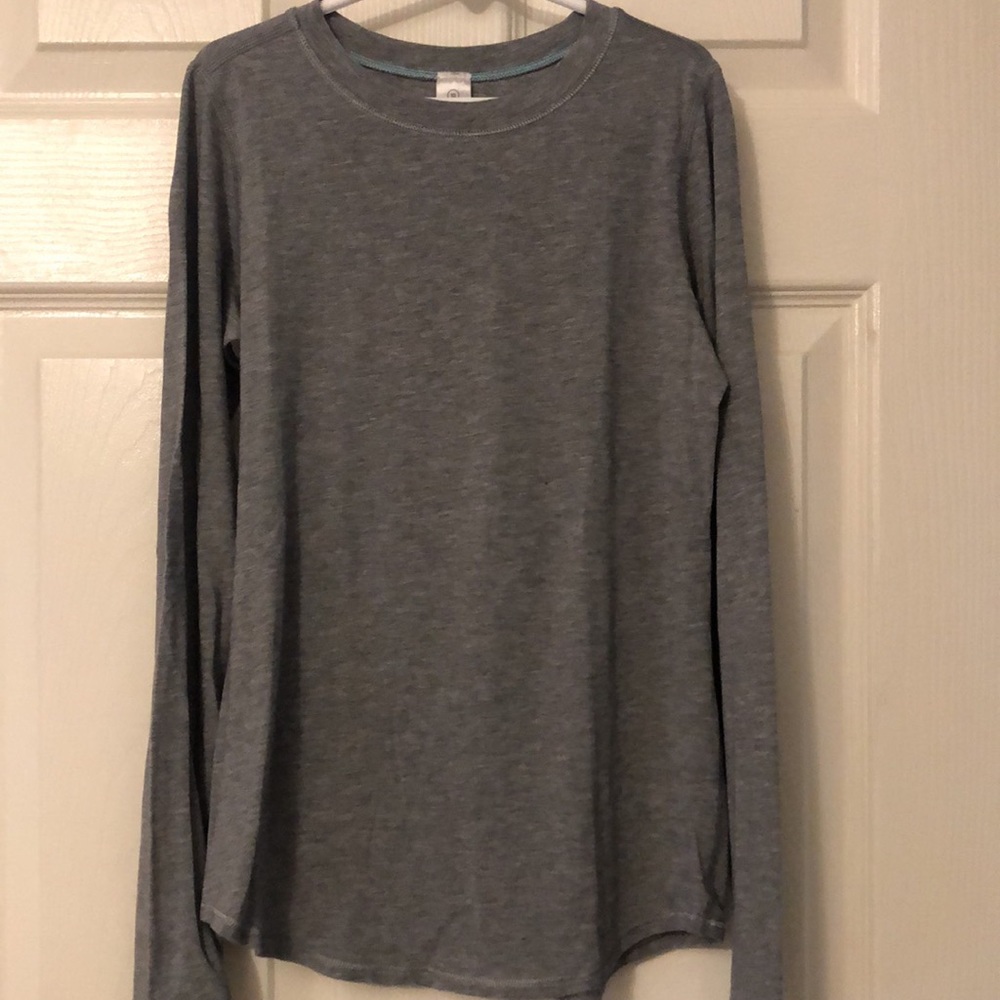Lululemon - ivivva long sleeves